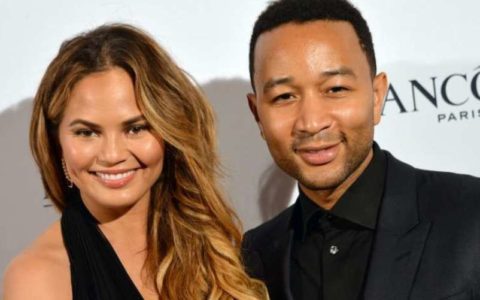 John Legend confessa: “Continuerò le cure per la fertilità. Voglio altri figli”